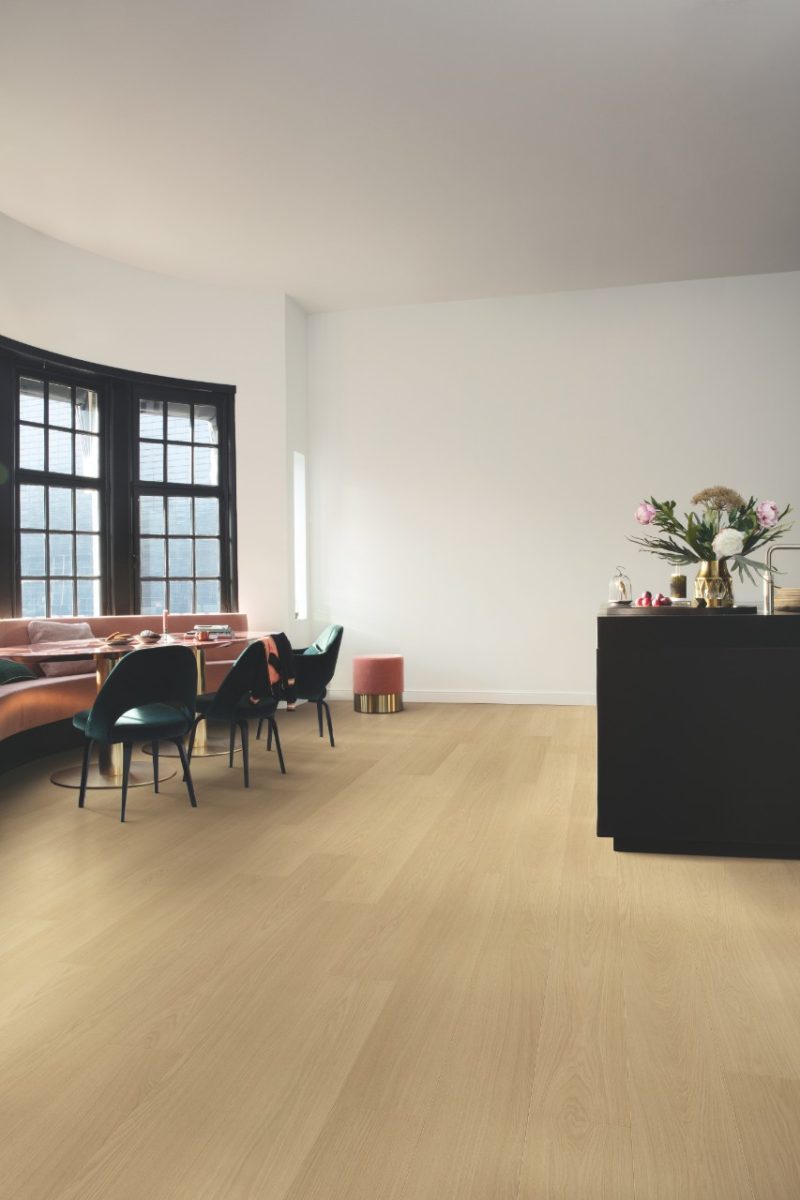 Beige varnished oak - Image 2