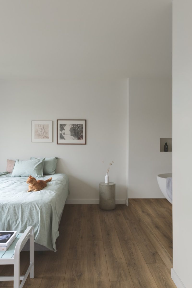 Warm brown oak - Image 5
