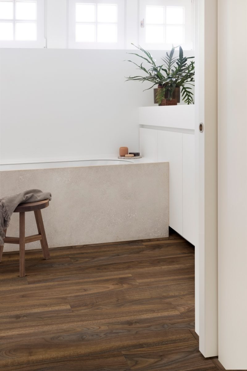 English Walnut 20896 - Image 3